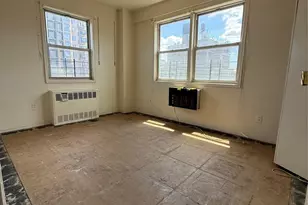 160-10 89th Ave, Jamaica, NY 11432 - Photo 11