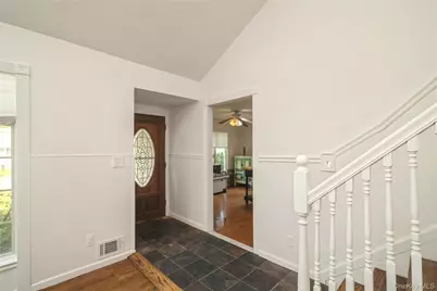 12 Larry Road, Selden, NY 11784 - Photo 7