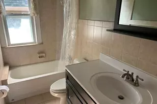 121-07 97th Ave, Richmond Hill, NY 11419 - Photo 15
