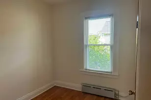 121-07 97th Ave, Richmond Hill, NY 11419 - Photo 9