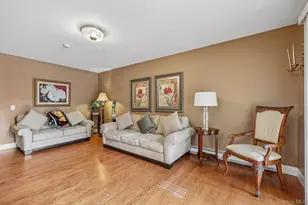 1 Germonds Village, Nanuet, NY 10954 - Photo 5