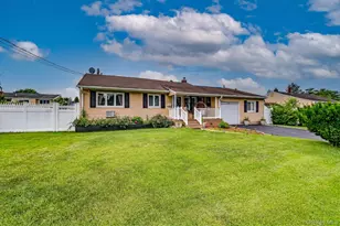 22 Dollard Dr, North Babylon, NY 11703 - Photo 19