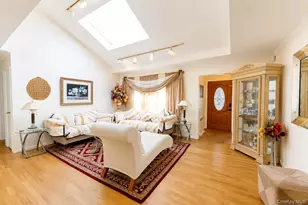 930 Balfour St, Valley Stream, NY 11580 - Photo 3