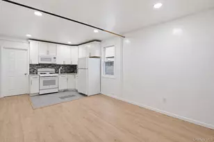 101-39 110th St, Richmond Hill, NY 11419 - Photo 3