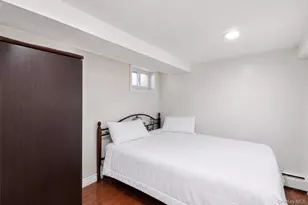 101-39 110th St, Richmond Hill, NY 11419 - Photo 7