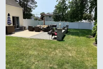 512 Fenimore Avenue, North Babylon, NY 11703 - Photo 19