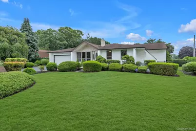 517 Ocean Avenue, Oakdale, NY 11769 - Photo 31