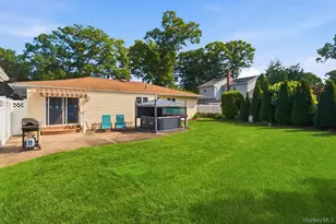 432 Wildwood Rd, Ronkonkoma, NY 11779 - Photo 25
