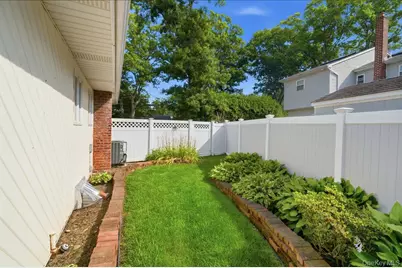 432 Wildwood Road, Ronkonkoma, NY 11779 - Photo 29