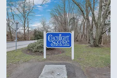 47 Coachlight Square, Montrose, NY 10548 - Photo 21