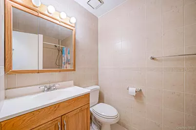35 Richmond Boulevard #4B, Ronkonkoma, NY 11779 - Photo 15