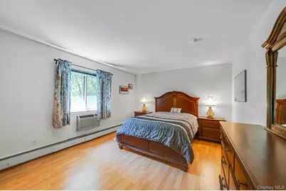 35 Richmond Boulevard #4B, Ronkonkoma, NY 11779 - Photo 11