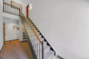 35 Richmond Blvd, Ronkonkoma, NY 11779 - Photo 19