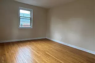 25 Dolphin Green, Port Washington, NY 11050 - Photo 11