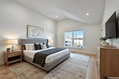 1 Manhasset Avenue #B, Port Washington, NY 11050 - Photo 5
