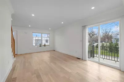 1 Manhasset Avenue #B, Port Washington, NY 11050 - Photo 13