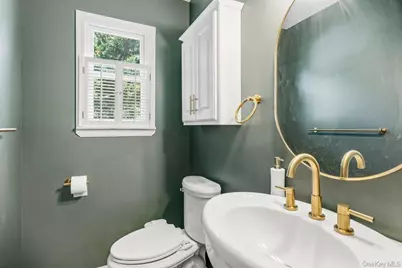 15 Victoria Court, Oakdale, NY 11769 - Photo 21