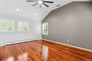 15 Victoria Ct, Oakdale, NY 11769 - Photo 25