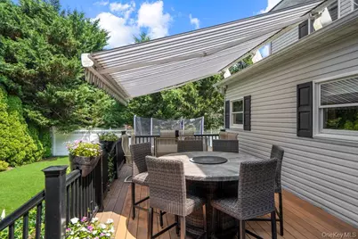 15 Victoria Court, Oakdale, NY 11769 - Photo 45
