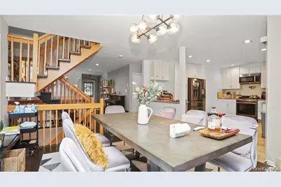 4 Pinewood Circle, White Plains, NY 10603 - Photo 5