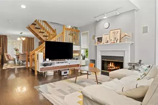 4 Pinewood Cir, White Plains, NY 10603 - Photo 3