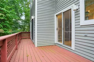 4 Pinewood Cir, White Plains, NY 10603 - Photo 9