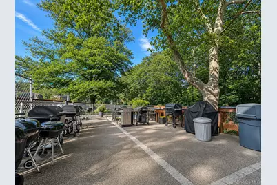 226-26 Union Turnpike #1F, Oakland Gardens, NY 11364 - Photo 17