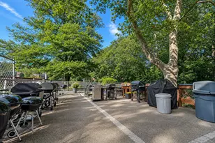 226-26 Union Turnpike, Oakland Gardens, NY 11364 - Photo 17