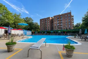 226-26 Union Turnpike, Oakland Gardens, NY 11364 - Photo 23
