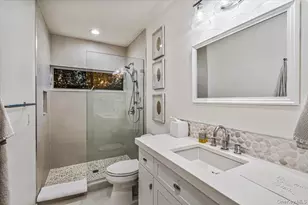 [Address not provided], Westhampton Beach, NY 11978 - Photo 17