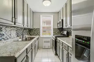 679 Warburton Ave, Yonkers, NY 10471 - Photo 13