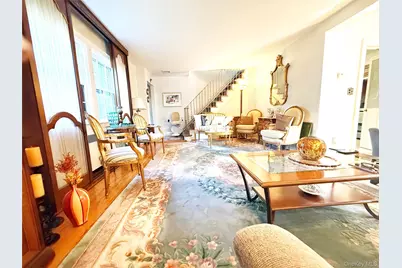 266 E Chester Street, Valley Stream, NY 11580 - Photo 13