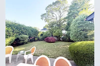266 E Chester Street, Valley Stream, NY 11580 - Photo 5