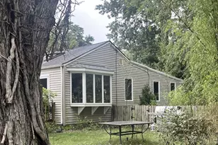 19 River Ln, Brookhaven, NY 11719 - Photo 3