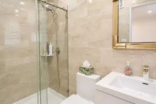 886 Woodmere Dr, Valley Stream, NY 11581 - Photo 13