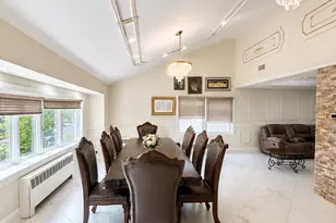 886 Woodmere Dr, Valley Stream, NY 11581 - Photo 3