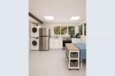 886 Woodmere Drive, Valley Stream, NY 11581 - Photo 31