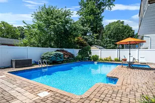 12 Alice Ln, Commack, NY 11725 - Photo 11
