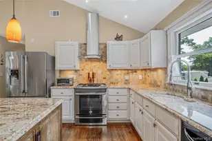 12 Alice Ln, Commack, NY 11725 - Photo 7