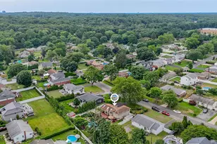 5 Delaware Ave, Commack, NY 11725 - Photo 31