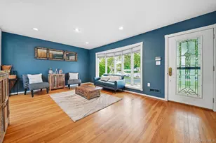 5 Delaware Ave, Commack, NY 11725 - Photo 5