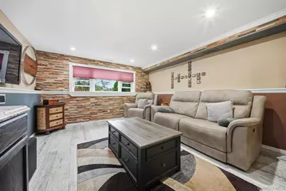 5 Delaware Avenue, Commack, NY 11725 - Photo 17