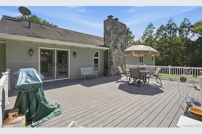 806 Peenpack Trail, Sparrow Bush, NY 12780 - Photo 35