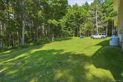 806 Peenpack Trail, Sparrow Bush, NY 12780 - Photo 37