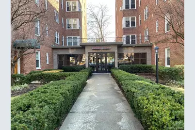 625 Gramatan Avenue #1A, Fleetwood, NY 10552 - Photo 1