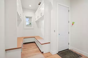 8 Crest Ln, Scarsdale, NY 10583 - Photo 11