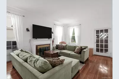 6507 181st Street, Fresh Meadows, NY 11365 - Photo 3