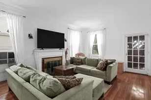 65-07 181st St, Fresh Meadows, NY 11365 - Photo 3
