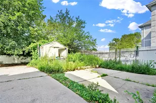 97-22 Remington St, Jamaica, NY 11435 - Photo 3