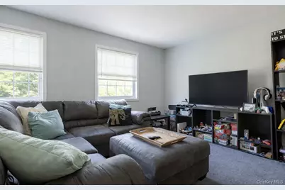 460 Old Town Road #24-O, Port Jefferson Station, NY 11776 - Photo 3